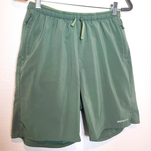 PATAGONIA Men's Multi Trails Shorts 8" in Hemlock Green Size Medium - Picture 3 of 10